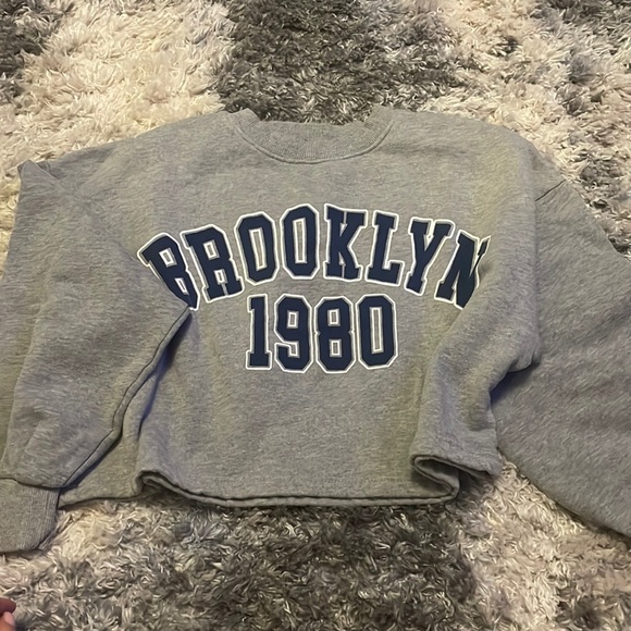 Zara Tops - Zara Brooklyn Cropped Hoodie